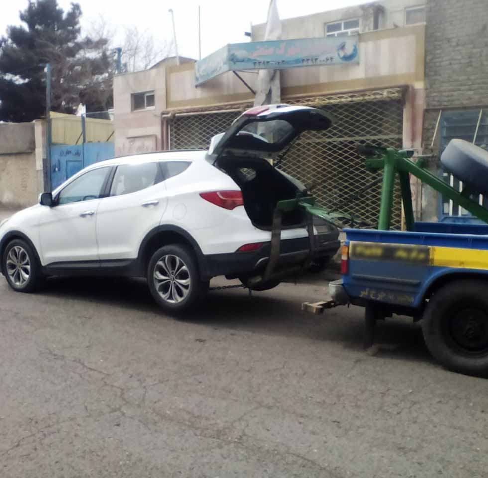 خودرو هیوندای نرگس رستمی با موتور خودرو